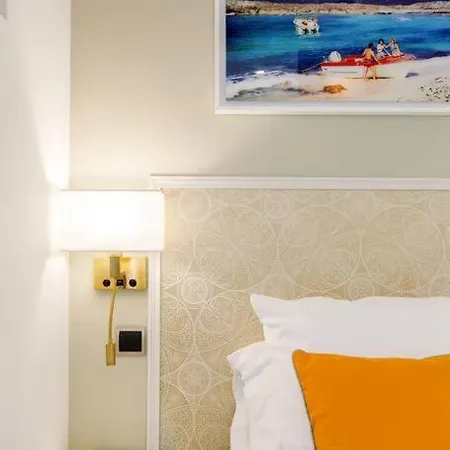 Maison Regina - Absoluty - Lux House 2bdr 2bth Magic 1st Row Sea View Terrace Apartment *