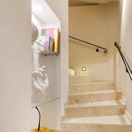 Apartment Maison Regina - Absoluty - Lux House 2bdr 2bth Magic 1st Row Sea View Terrace Antibes